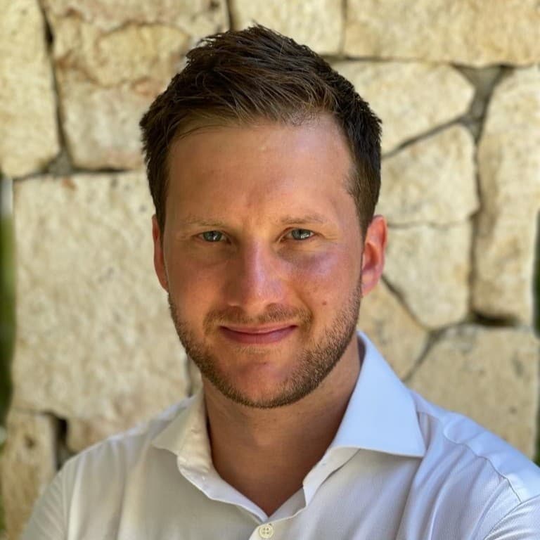 Headshot of Maxime Bouillon