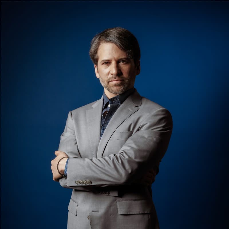 Headshot of Aron Boxer (M.Ed. S.P.E.)