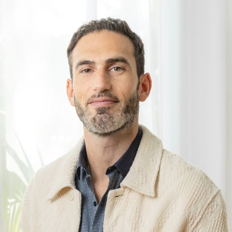 Headshot of Steven Buchwald