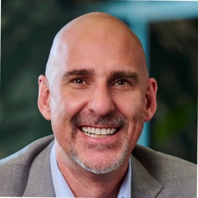 Headshot of Steve Tcherchian