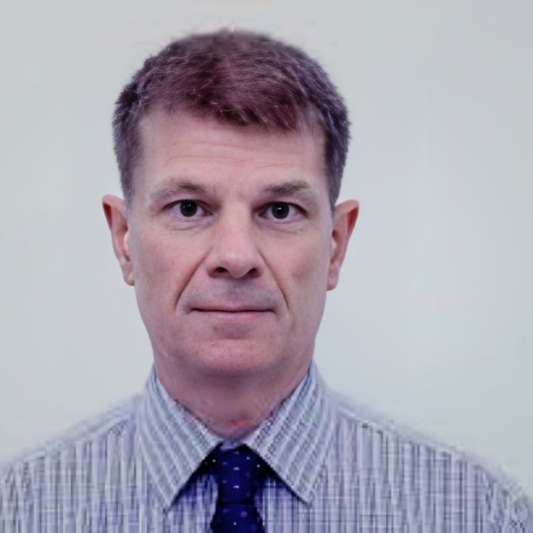 Headshot of Eamonn Turley
