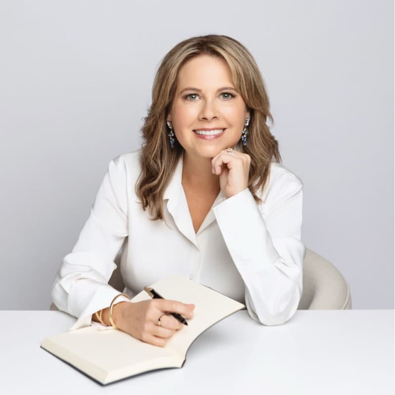 Headshot of Michelle Belloit