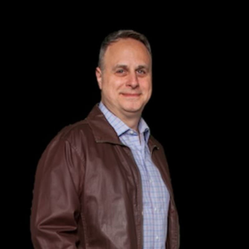 Headshot of Jason Hishmeh