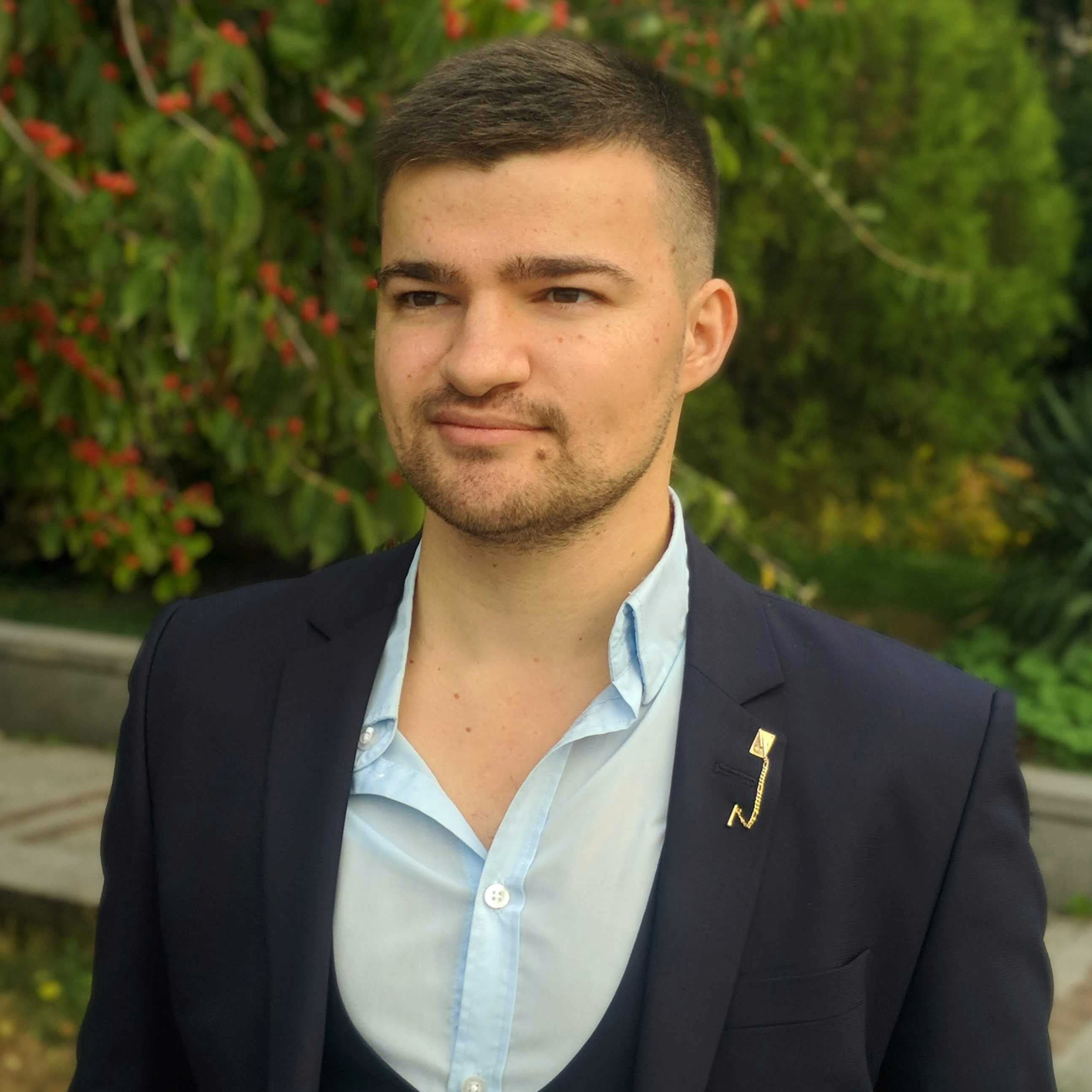 Headshot of Panayot Kalinov