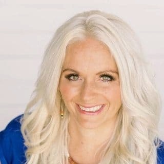 Headshot of Taralynn Robinson